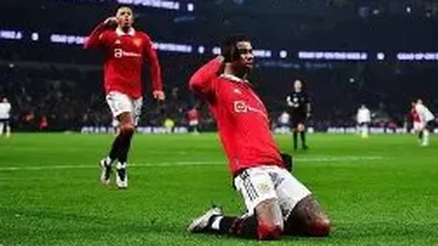 内蒙古队在全国短道速滑冠军赛中独揽一金双银。